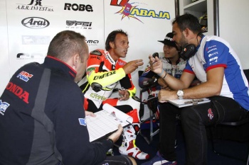 Loris Capirossi e Karel Abraham