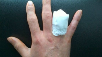 Moto - News: SBK: John Hopkins, anulare amputato