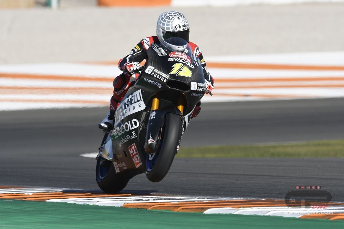 Moto2, The 2018 starts at Valencia: the pictures of Moto2 and Moto3 ...