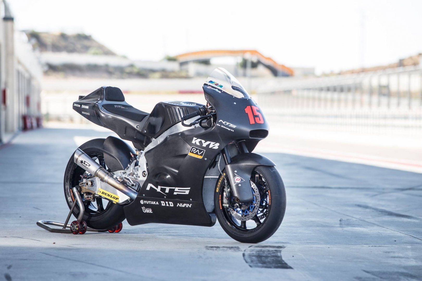 Moto2 Moto2 Of Tomorrow The Triumph Prototypes Take To Aragon Gpone Com
