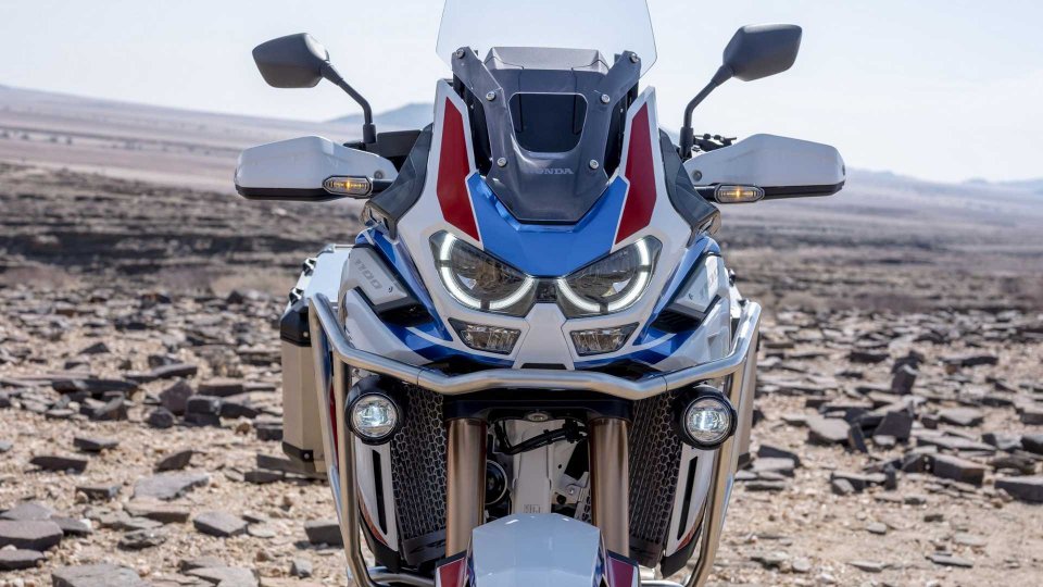 Nuove Honda CRF1100L Africa Twin e Adventure Sports: il mito si rinnova