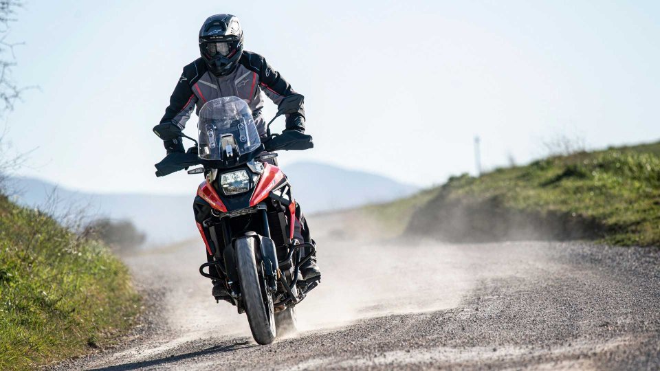 Comparativa Maxi-Enduro 2020: Africa Twin vs R1250GS vs V-Strom 1050XT