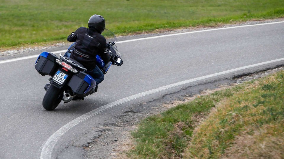 BMW R 1250 RT 2021 - TEST