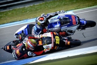 L'incidente tra Jorge Lorenzo e Alvaro Bautista