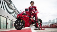 Moto - News: Ducati Panigale V4 '22: più racing di così, nessuna mai!