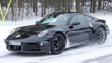 Auto - News: Porsche: la 911 diventa ibrida, spuntano le prime foto dei test!