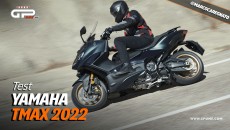 Moto - Test: Video Prova Yamaha TMax 2022: un regno lungo vent'anni!