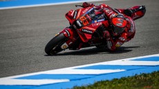 MotoGP: Bagnaia: "Il dolore alla spalla è gestibile, non mi limita nella guida"