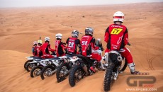 News: Dubai: in attesa della Ducati MotoE, Ferrari prova la DesertX