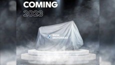 Moto - News: BMW: cosa c'è sotto il telo coprimoto?