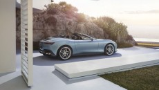 Auto - News: Ferrari Roma Spider: vedere le stelle, comodamente seduti in una supercar