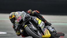 MotoGP: Bezzecchi: "salti da motocross e pista faticosa, dovremo gestire le forze"