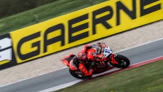 SBK: Bulega riferimento della Supersport: sua Gara 1 ad Assen, MV Agusta a podio
