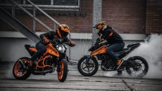 Moto - News: KTM 125 e 390 Duke 2024: la naked per i più giovani