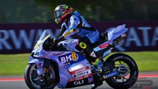 MotoGP: Aldeguer domina a Mandalika, Acosta 2°, Alex Marquez 3°. Disastro tra Bezzecchi e Marc