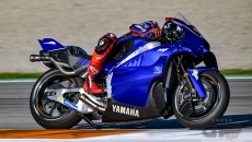 MotoGP: VIDEO - Yamaha: 4 in linea addio, da martedì tutte le M1 con il V4