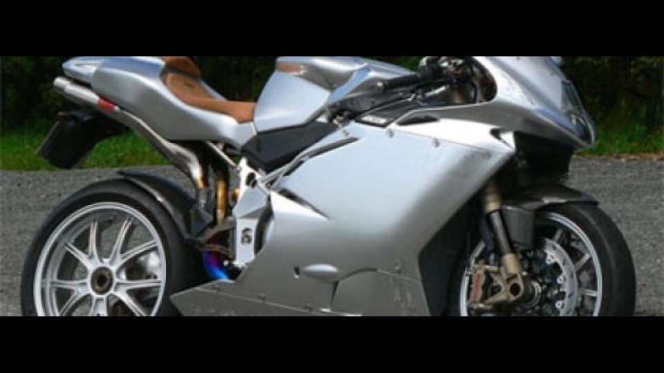 Moto - News: MV Agusta F4 1000 Platino