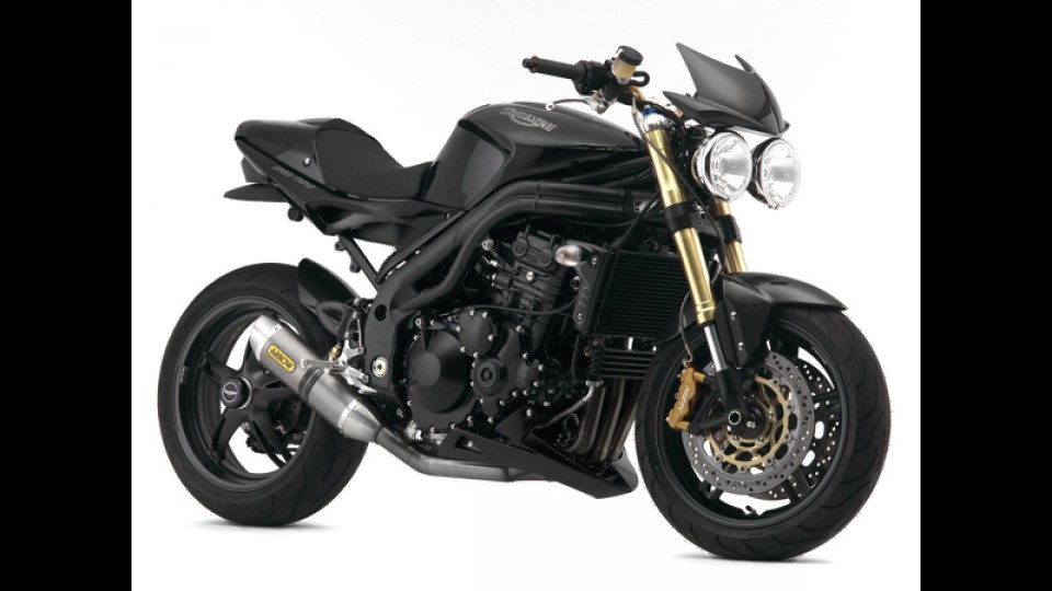 Moto - Gallery: Speed Triple Carbon Kit