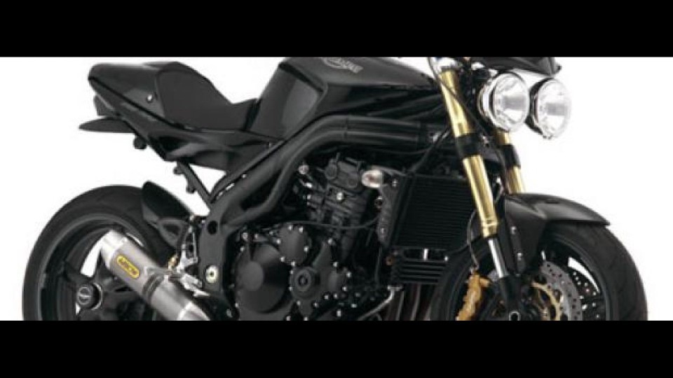 Moto - News: Speed Triple Carbon Kit