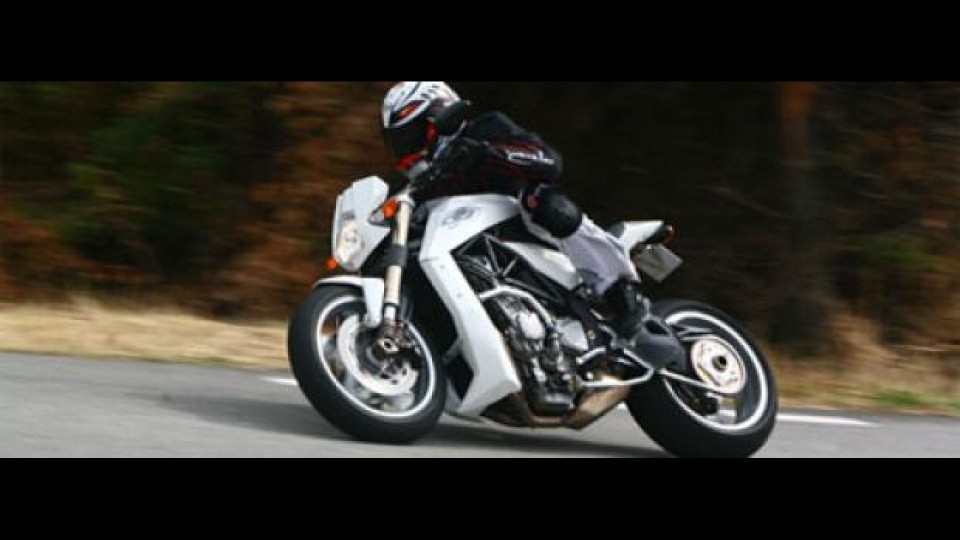 Moto - News: MV Agusta Bestiale