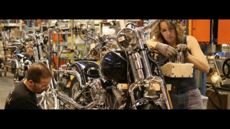 Moto - News: Harley Davidson taglia 1.100 posti di lavoro