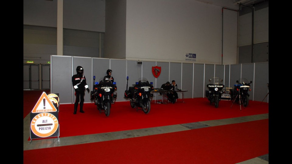 Moto - Gallery: Carabinieri al 1° Roma Motodays