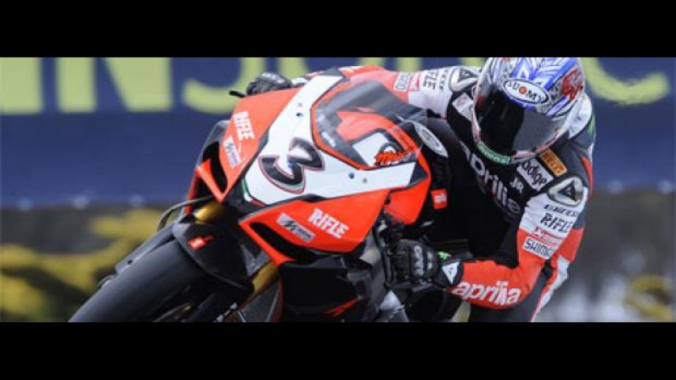 Moto - News: WSBK 2009: prima Superpole per Spies