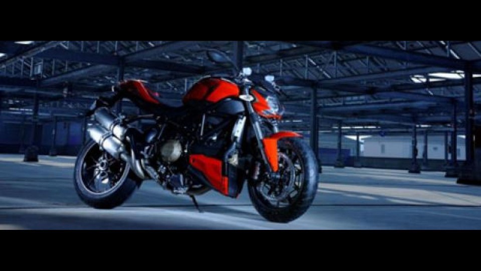 Moto - News: La Ducati Streetfighter è la Moto dell'anno 2009