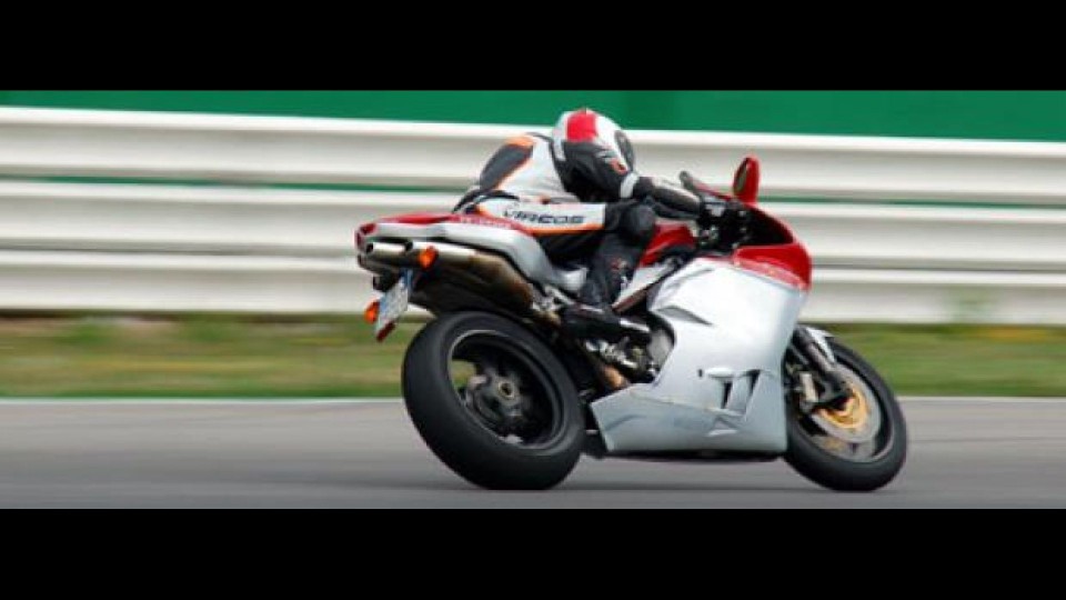 Moto - Test: MV Agusta F4 1078 RR 312 - TEST