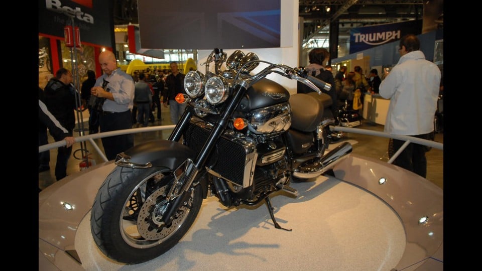 Moto - Gallery: Triumph Rocket III ad EICMA 2009