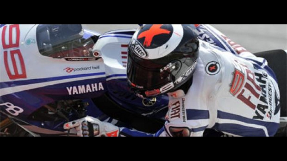Moto - News: Jorge Lorenzo in pista nei test notturni in Qatar
