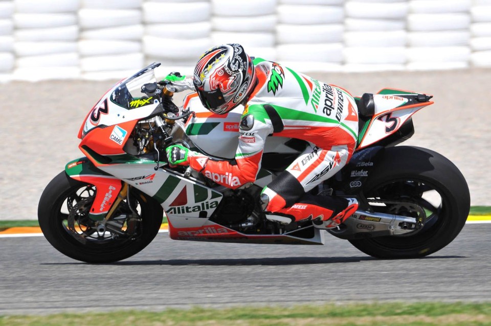 Moto - News: SBK: Biaggi davanti anche nelle libere