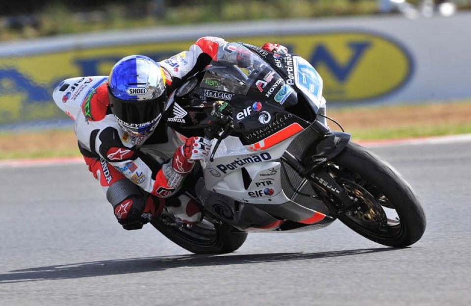 Moto - News: WSS: Michele Pirro in prima fila