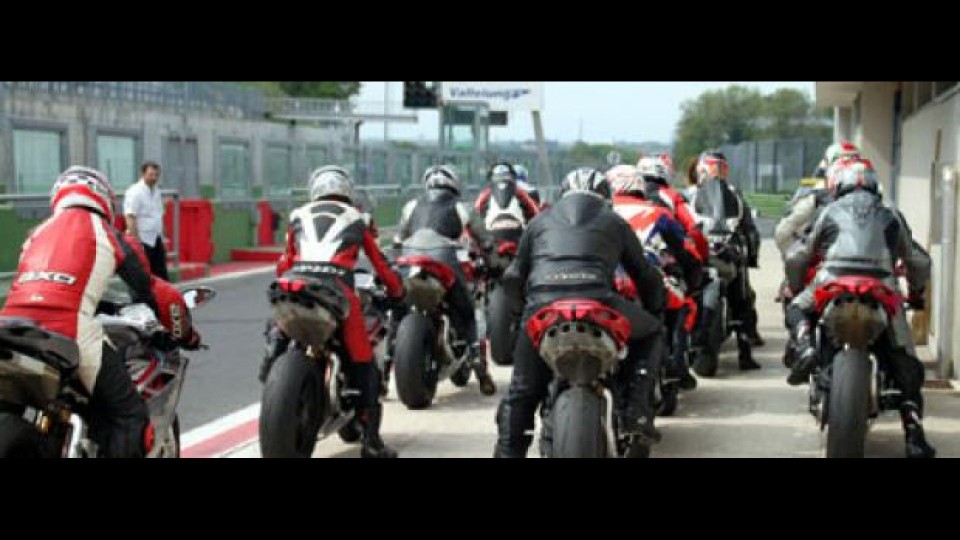 Moto - News: F4 On Tour 2010: la tappa di Vallelunga