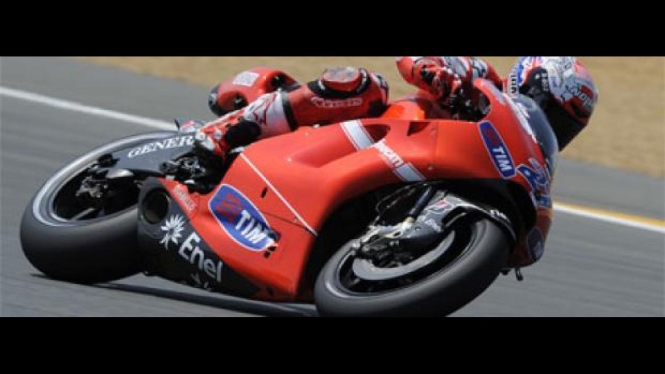 Moto - News: MotoGP 2010, Le Mans: nuovo KO per Stoner