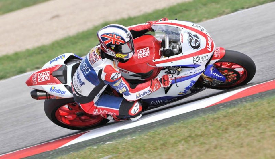 Moto - News: A sorpresa Byrne nel warm up