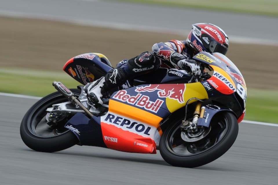 Moto - News: 125: Marquez in pole beffa Smith