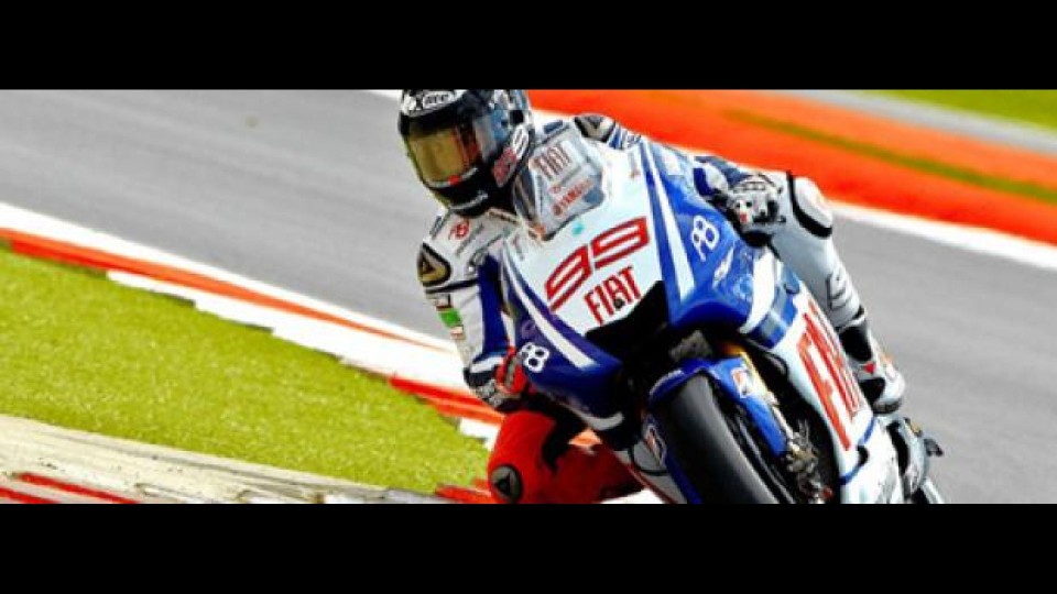 Moto - News: MotoGp 2010, Silverstone, Gara: assolo di Lorenzo