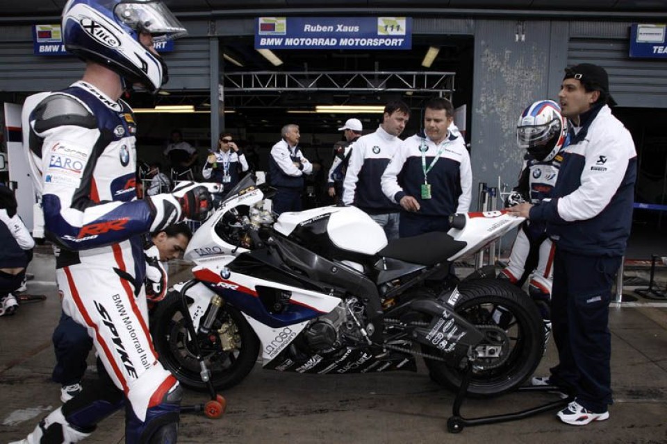 Moto - News: Incerta la BMW Superbike italiana