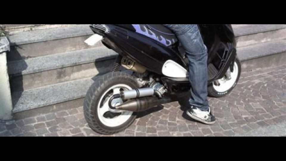 Moto - News: Furbetti del motorino, non si scherza più Moto - News: Furbetti del motorino, non si scherza più