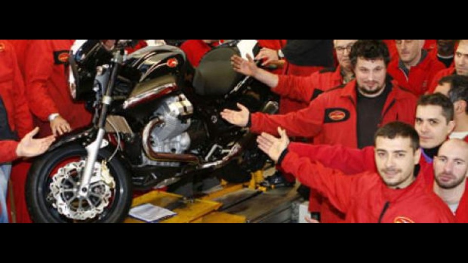 Moto - News: Gruppo Piaggio: Colannino, "gran turismo per Moto Guzzi" Moto - News: Gruppo Piaggio: Colannino, "gran turismo per Moto Guzzi"