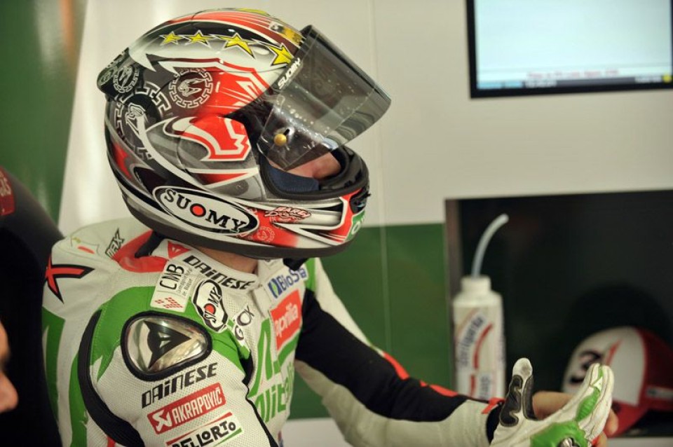 Moto - News: Biaggi sta bene... 1° nelle libere