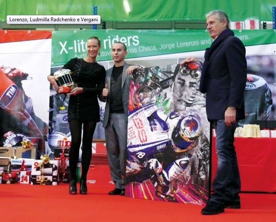 Moto - News: Lorenzo, un quadro in regalo