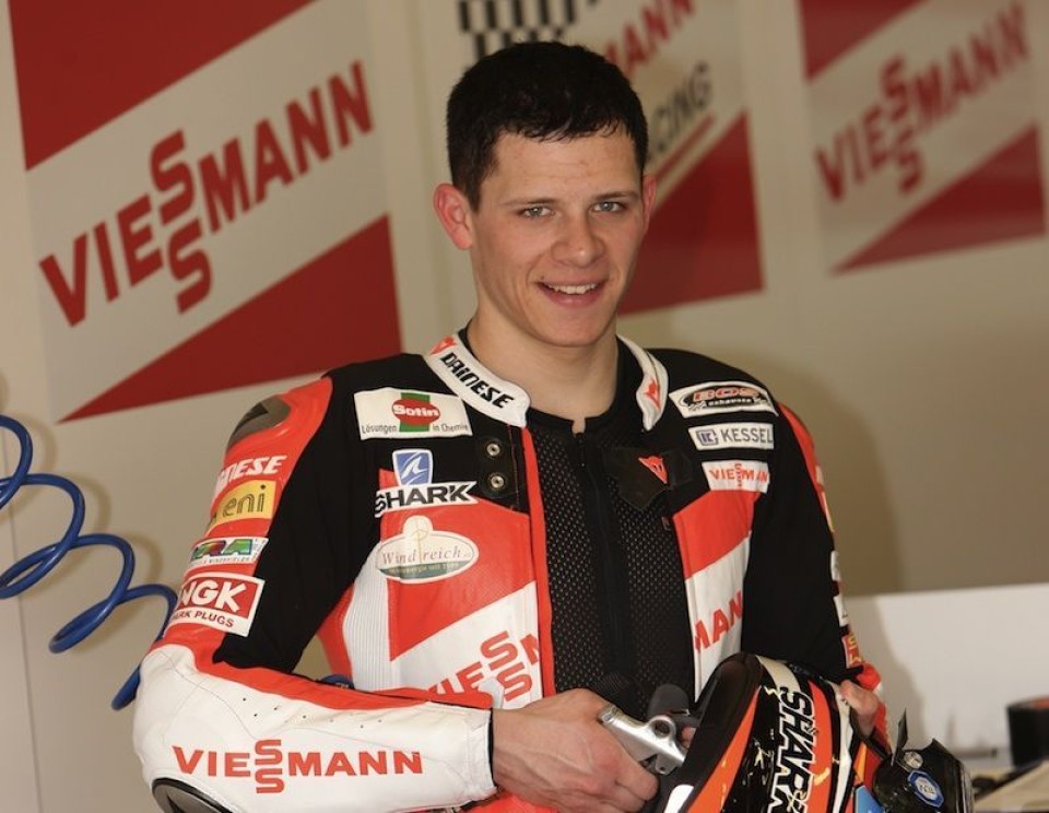 Moto - News: Moto2, FP1: Bradl su Marquez