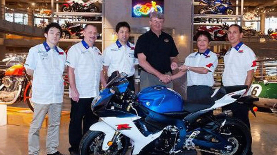 Moto - Gallery: Una Susuki GSX-R 750 per il Barber Vintage Motorsport Museum