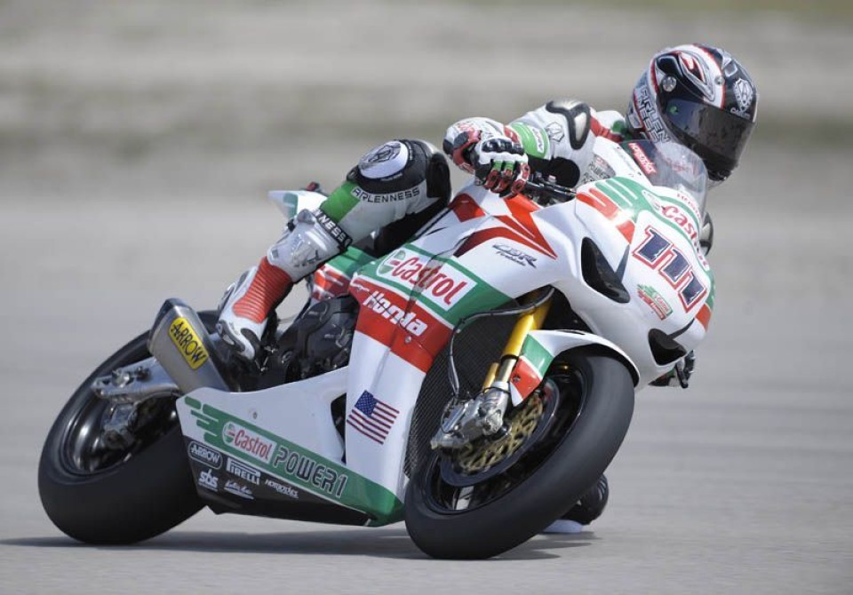 Moto - News: Warm Up: I grandi si nascondono