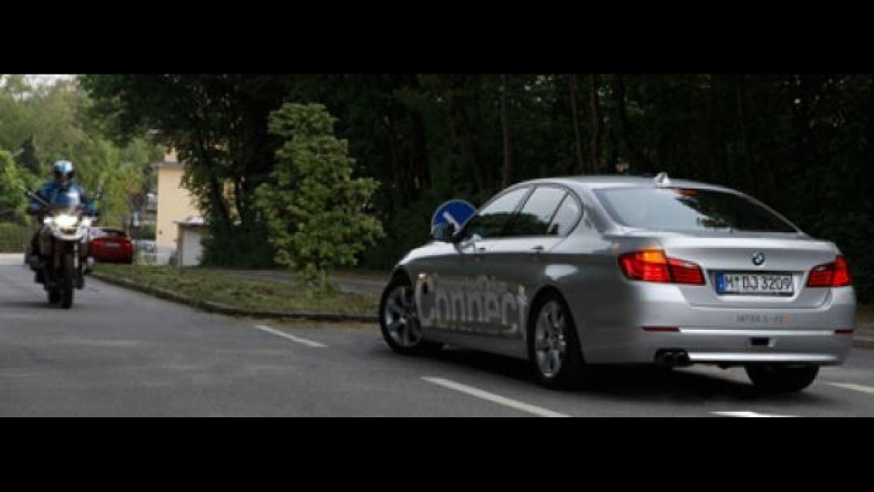 Moto - News: BMW: l'assistente di svolta