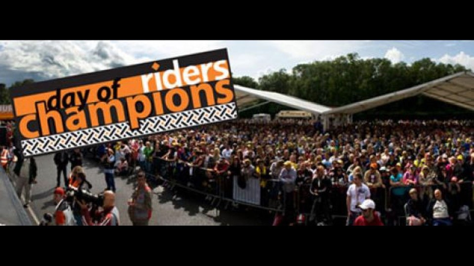 Moto - News: MotoGP 2011, Day of Champions: 218.000 euro raccolti