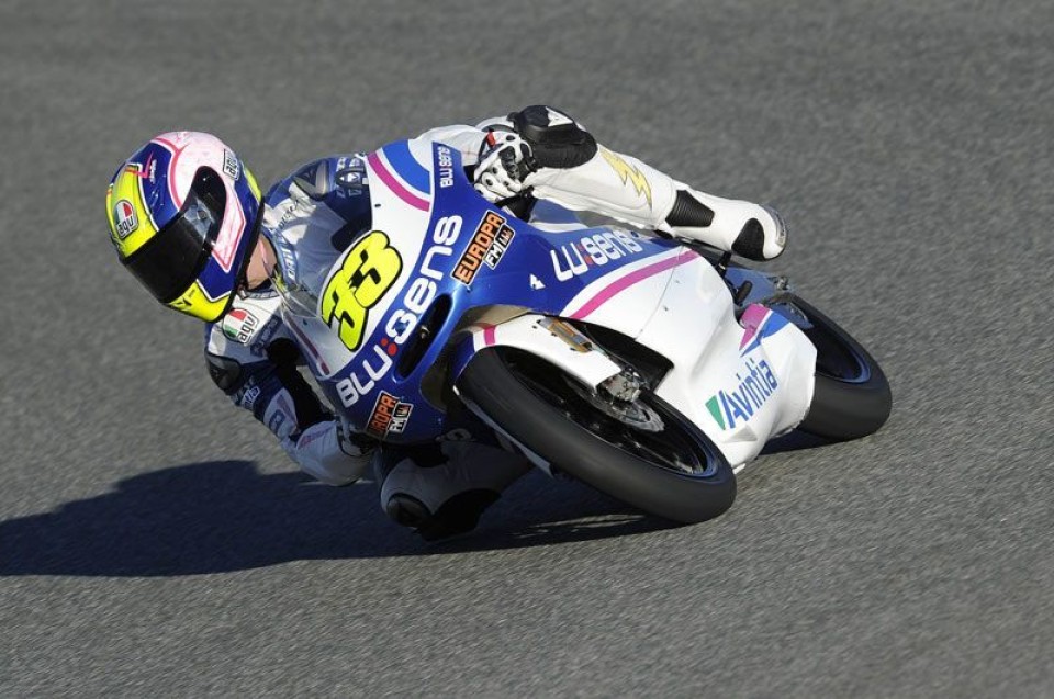 Moto - News: 125 FP2: Gadea prima della pioggia