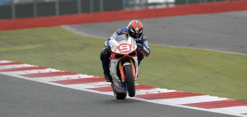 Moto - News: Supremazia italiana in Superstock